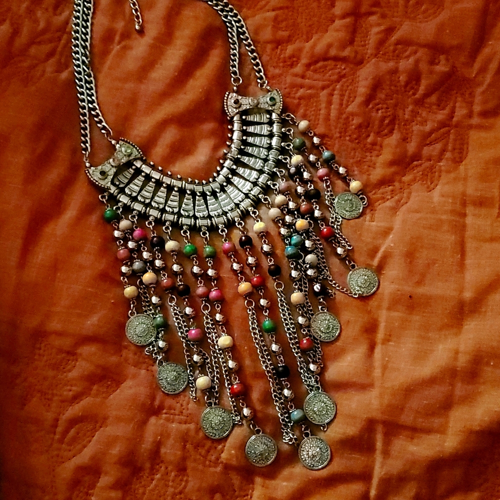Medallion necklace